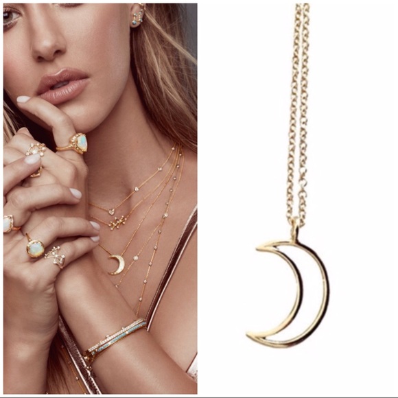 🌙gold crescent moon charm necklace🌙 - Picture 3 of 8